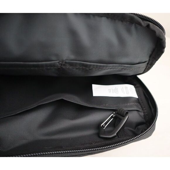 Under Armour 1378418-001 Unisex O/S Black/White UA Essential Crossbody Waist Bag - Picture 5 of 16